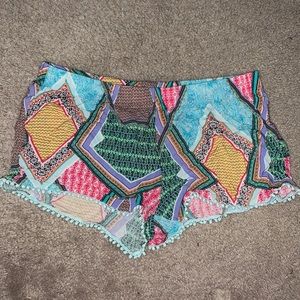 XHILARATION Geometric print loose fitting shorts